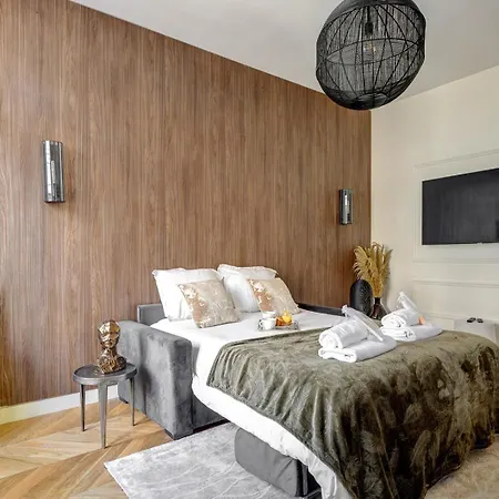 Bluestay 241 - Superb Paris